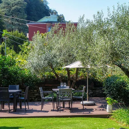 Lumina - Secluded Garden Retreat - View Vila