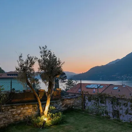 Vila Lumina - Secluded Garden Retreat - View