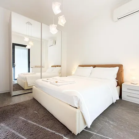 Lumina - Secluded Garden Retreat - View فيلة